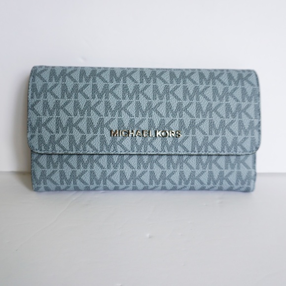 michael kors pale blue wallet